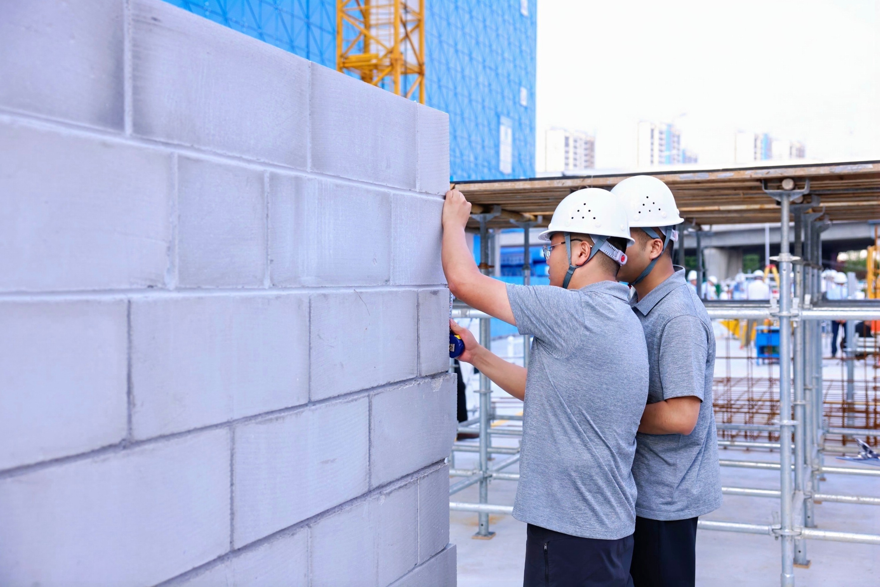 365英国上市(集团)有限公司-Official website