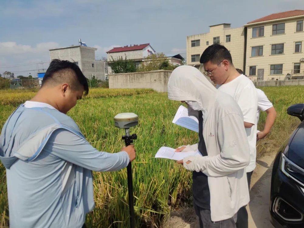 “国庆我在岗”系列报道（三）：S20长丰至固始高速公路霍邱至皖豫界段项目
