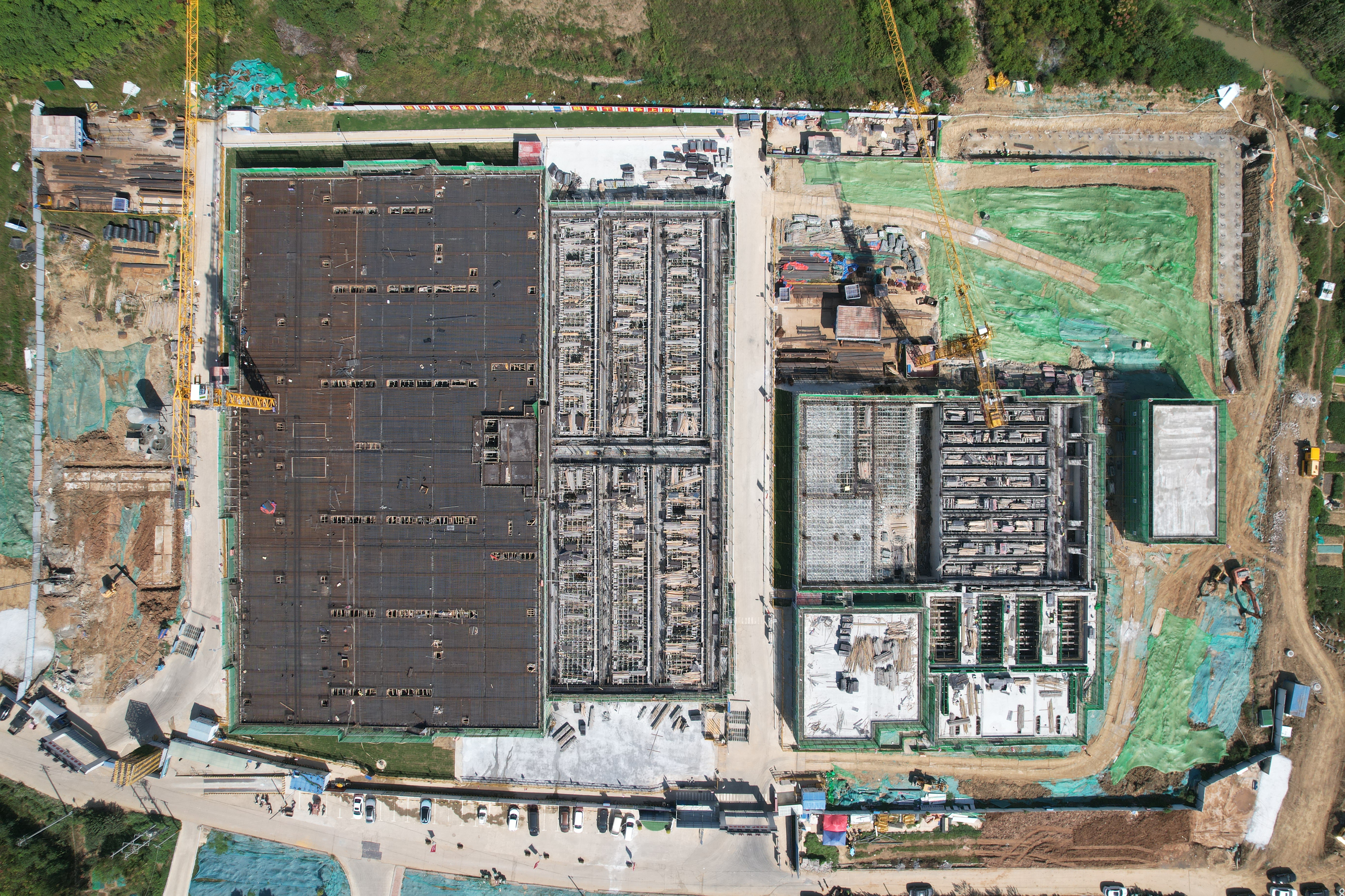 365英国上市(集团)有限公司-Official website