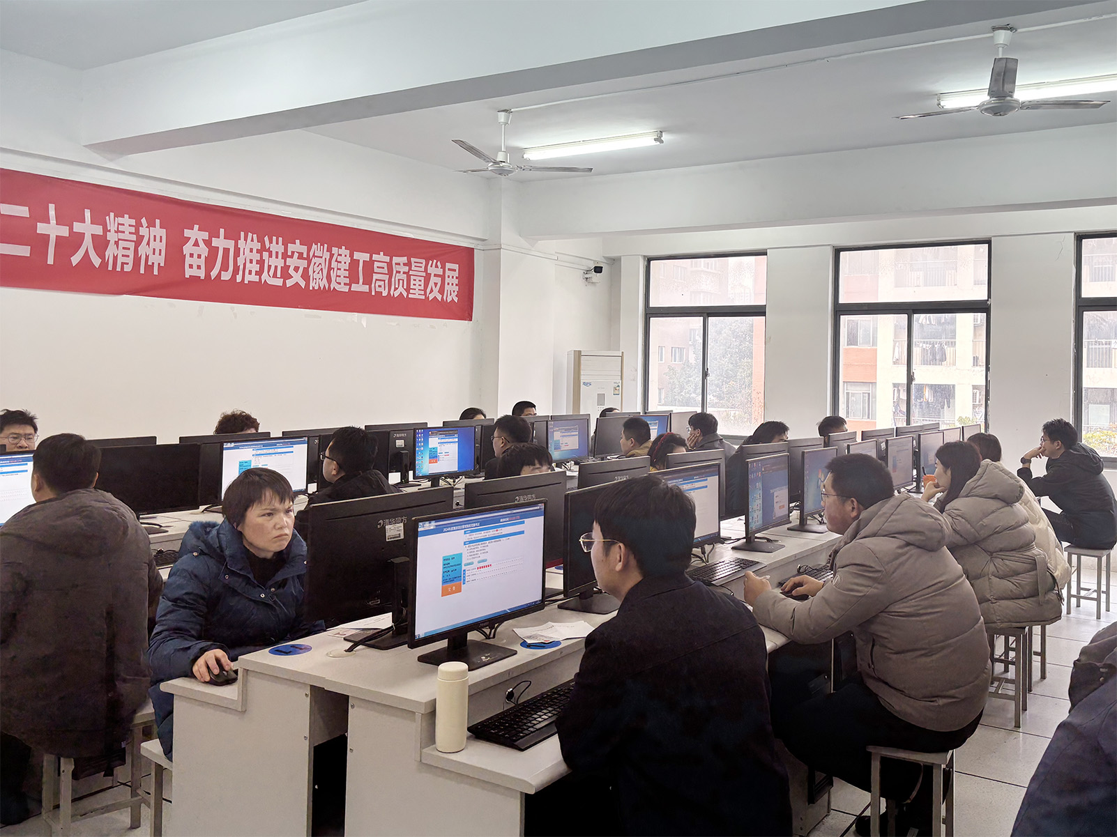365英国上市(集团)有限公司-Official website