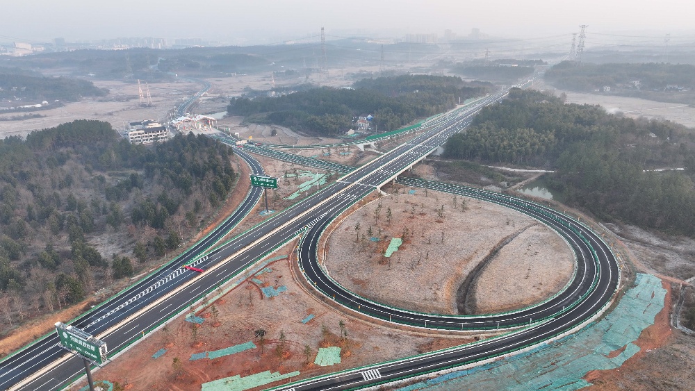 365英国上市建投集团宣泾高速一期01标项目顺遂通车运营