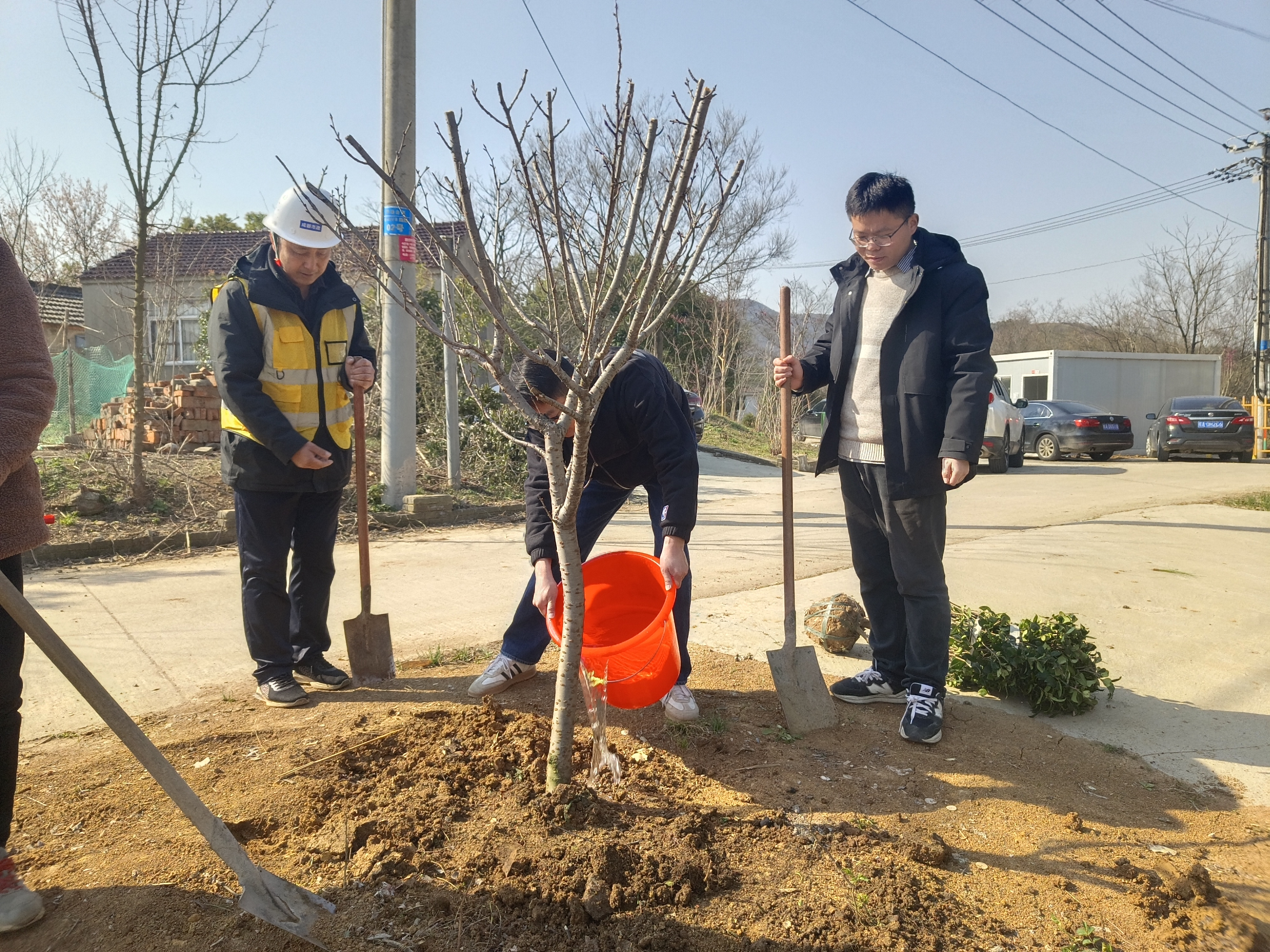 365英国上市(集团)有限公司-Official website