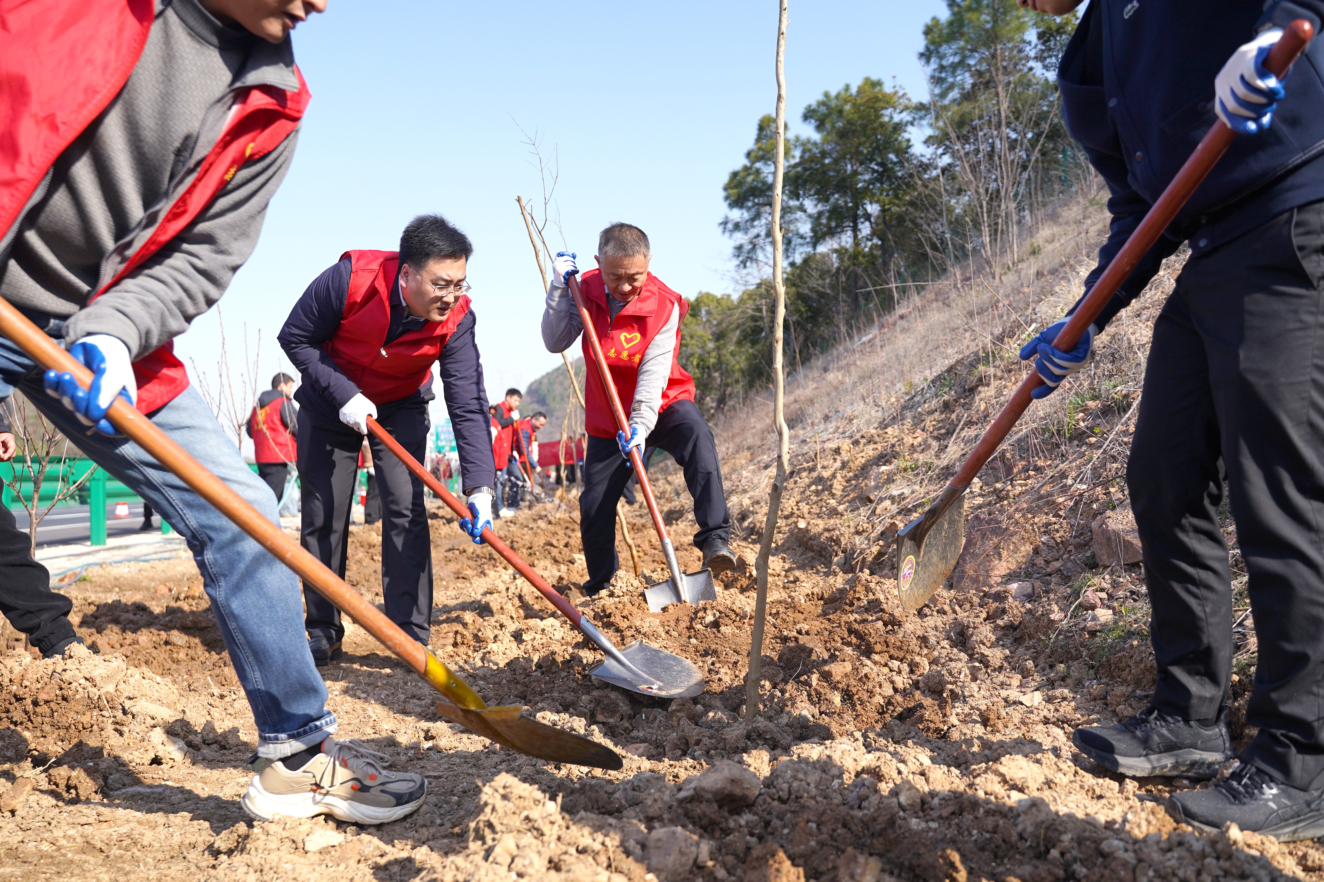 365英国上市(集团)有限公司-Official website