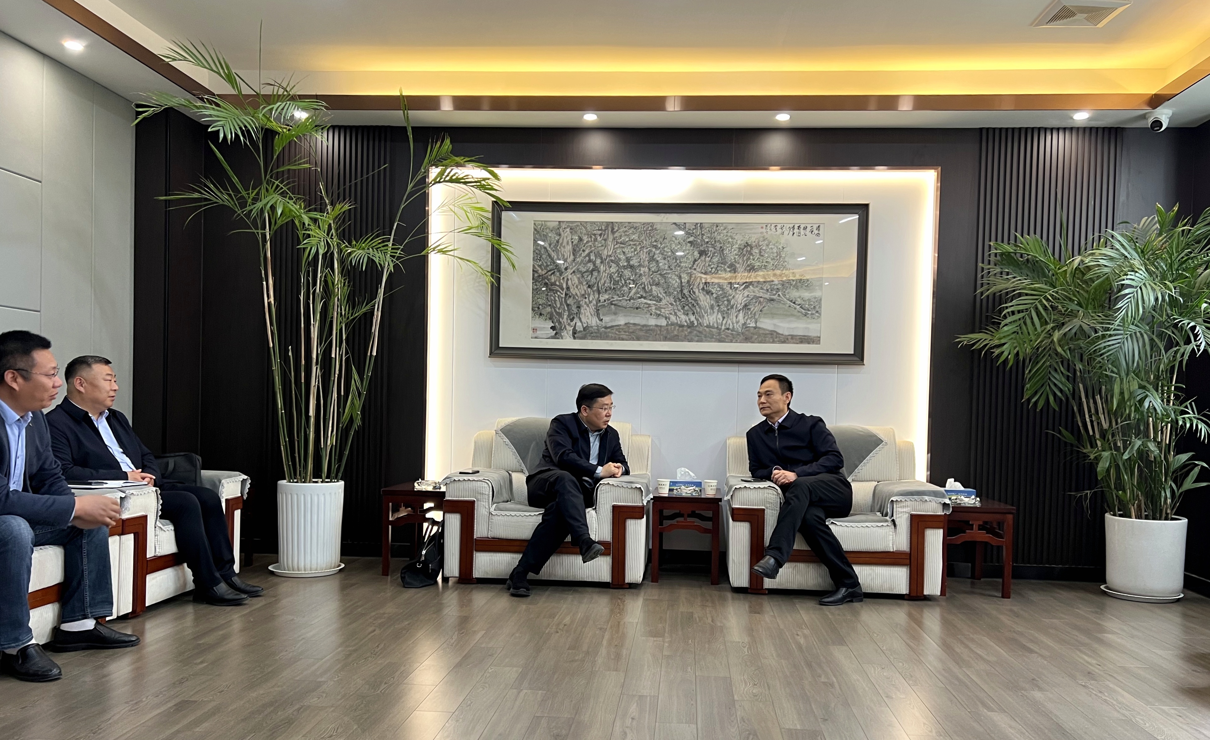 365英国上市(集团)有限公司-Official website