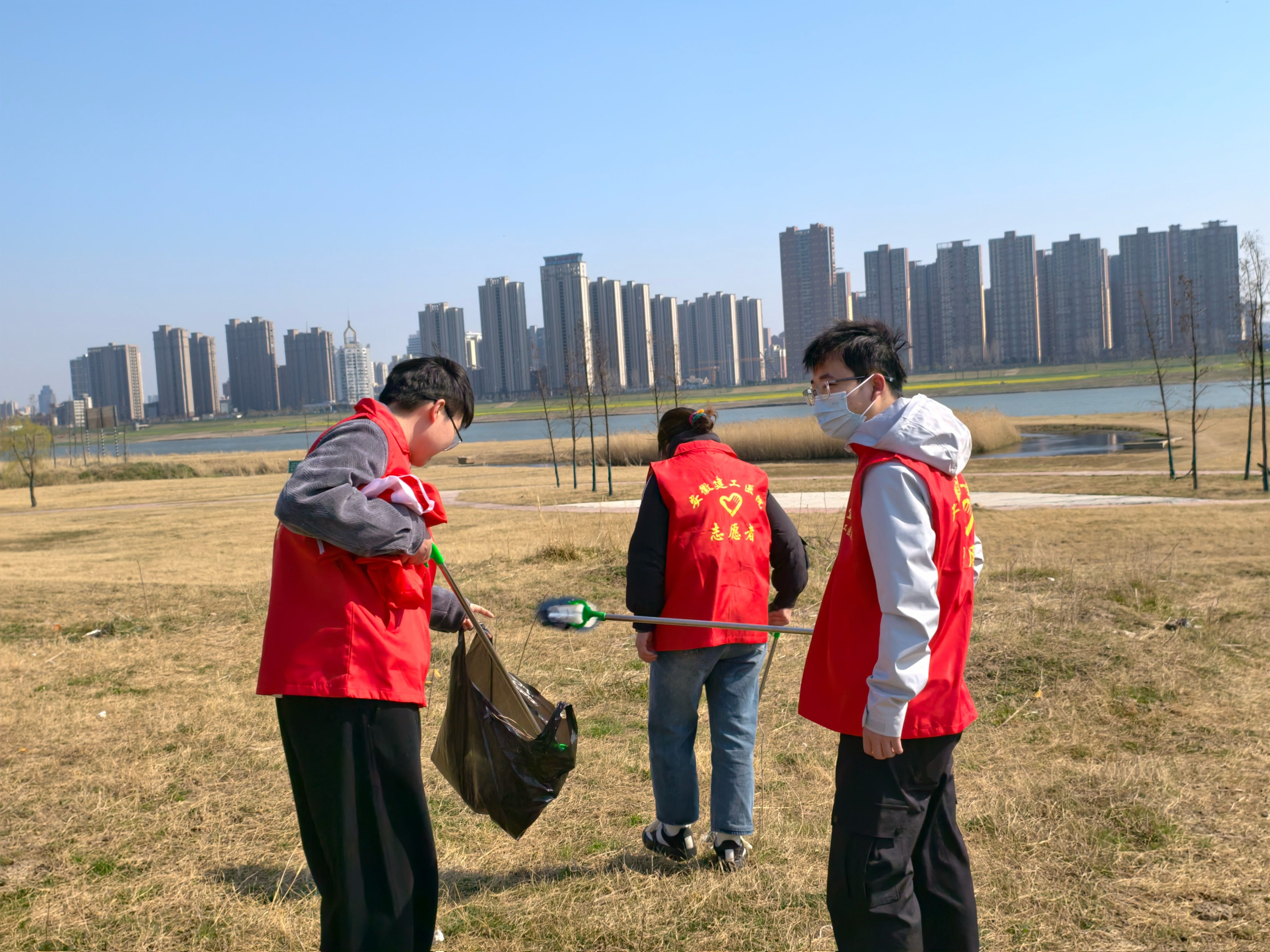365英国上市(集团)有限公司-Official website