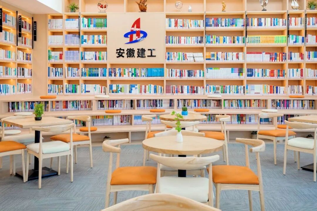 365英国上市宣传头脑文化事情喜获多项声誉