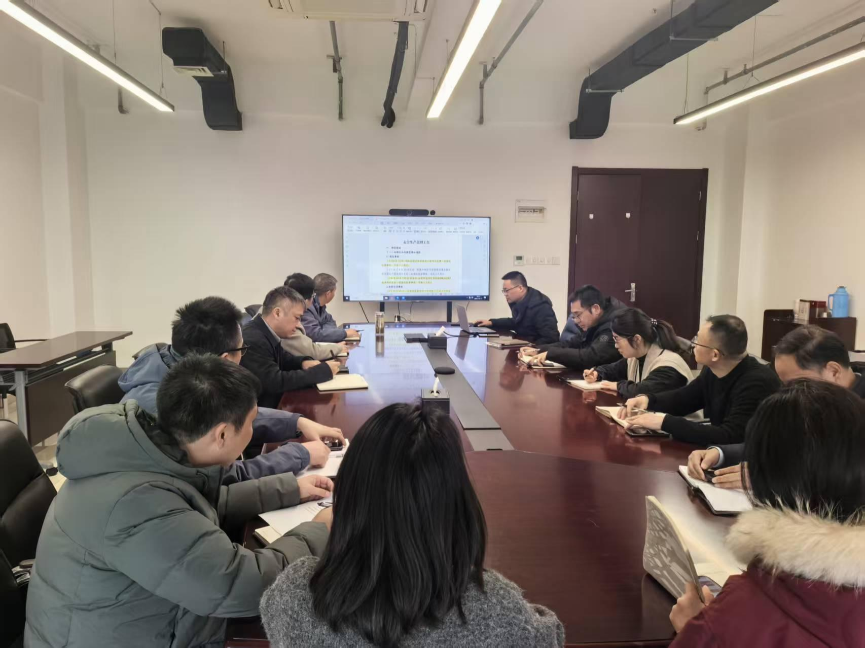 365英国上市(集团)有限公司-Official website