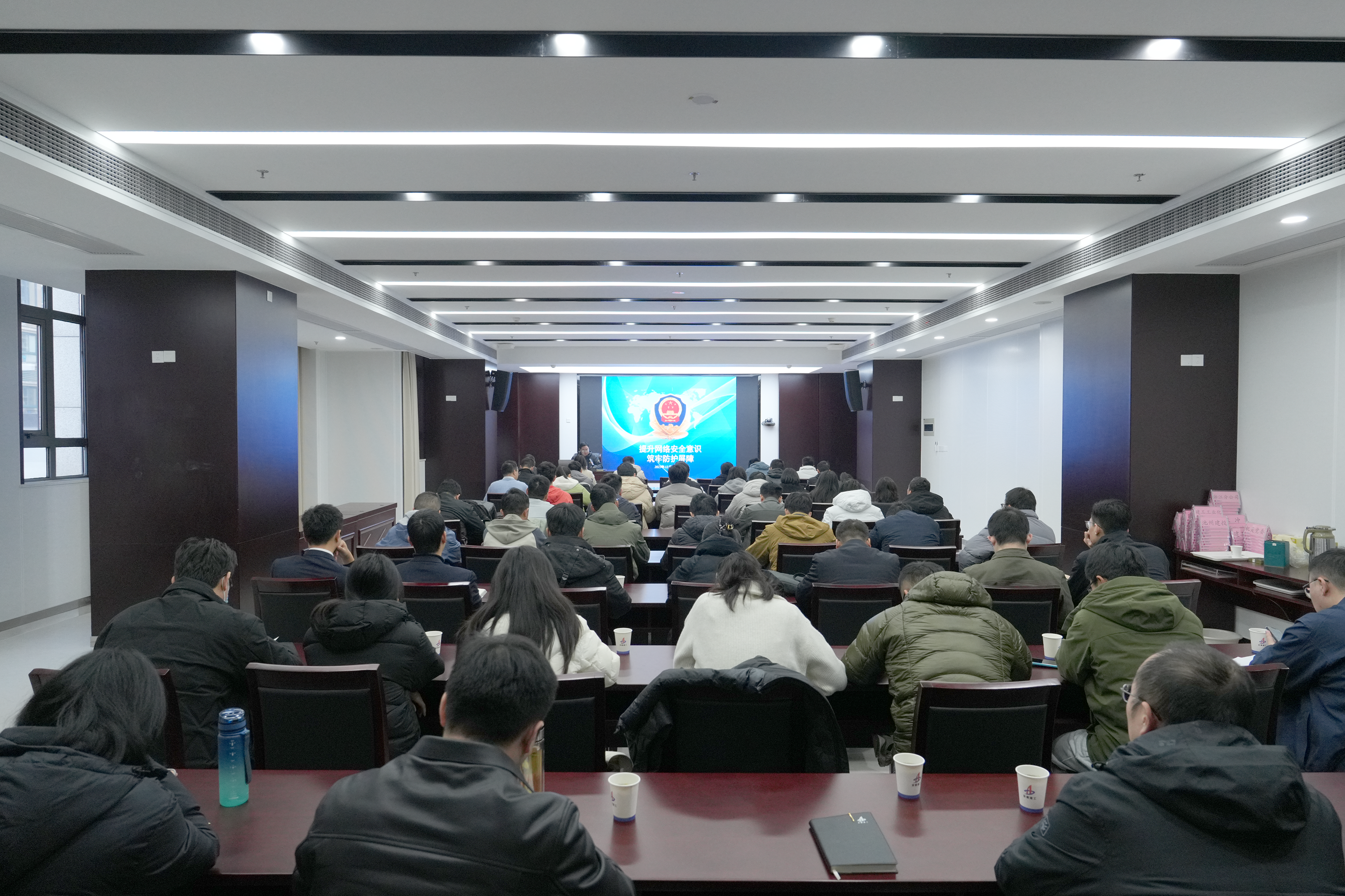 365英国上市(集团)有限公司-Official website
