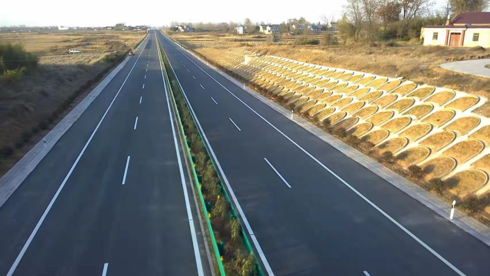 S244罗岗至分路口段公路工程.jpg 喜报!365英国上市建投一举斩获4项安徽交通优质工程奖